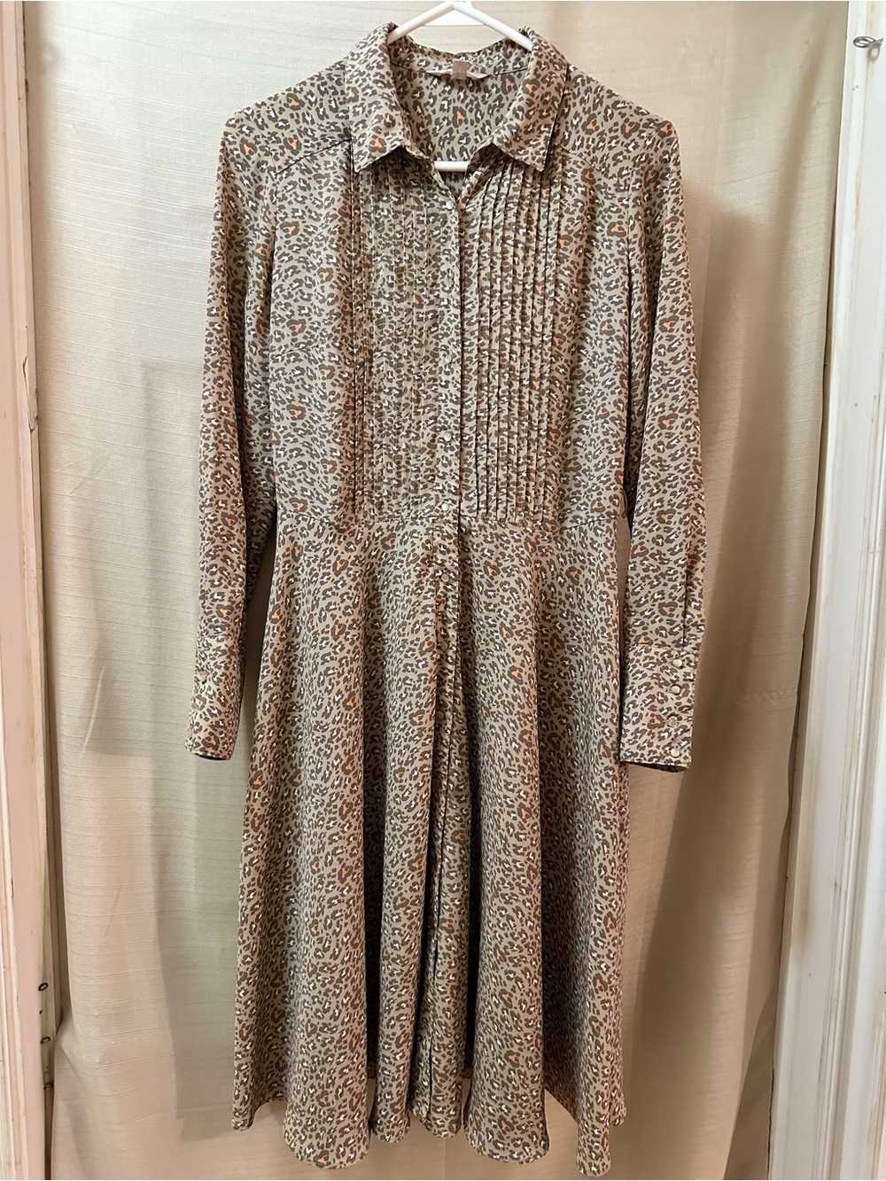 Nanette Lepore Leopard Print Midi Dress Pleated Button Front Flowy Neutral